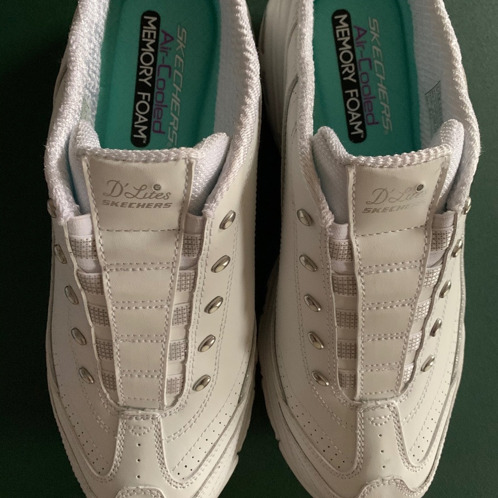 Skechers Sport Women D'Lites Slip-On